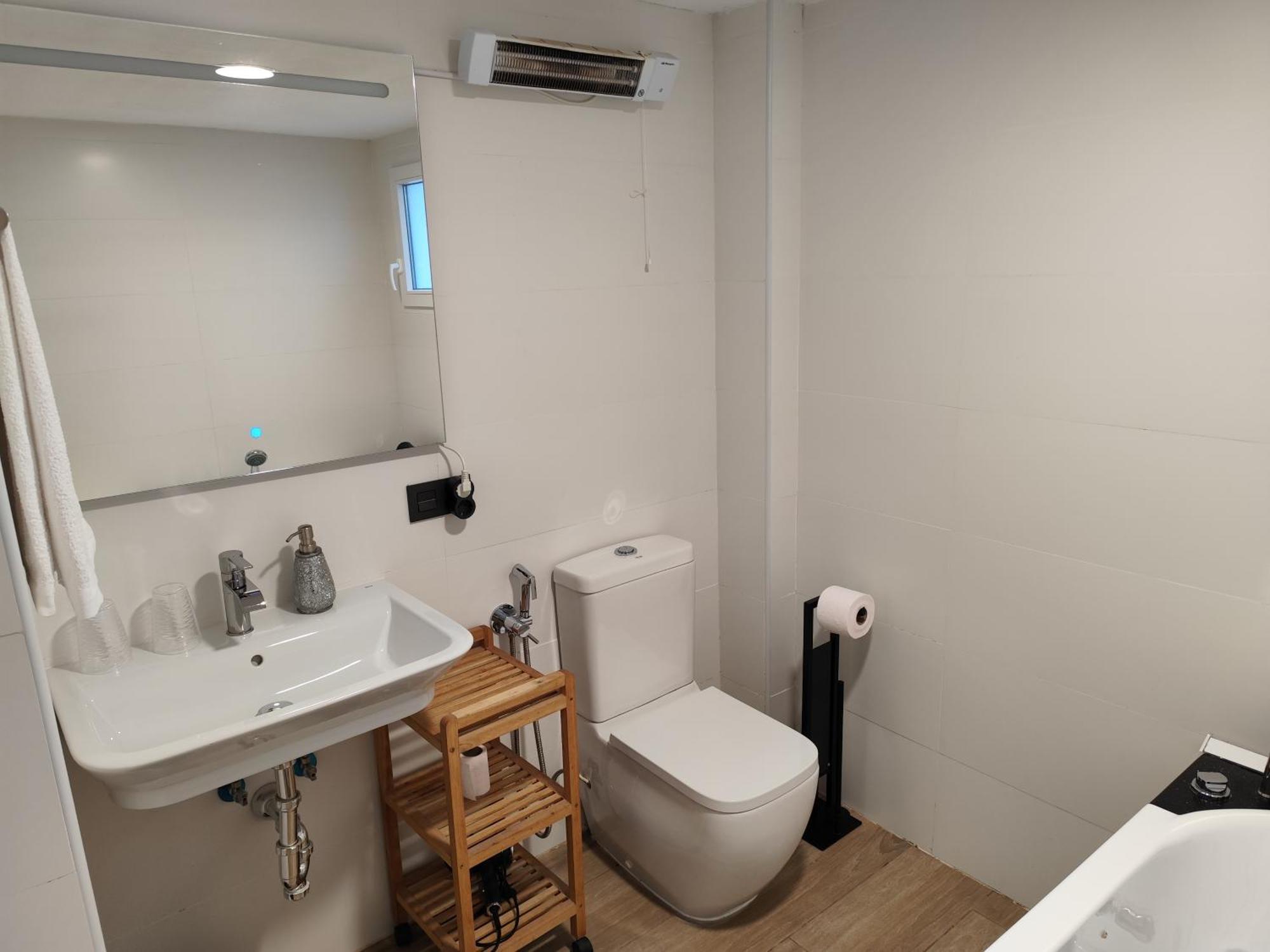 Apartamentos De La Haya & Suite Con Jacuzzi, Junto Al Teatro Romano Merida Exterior photo